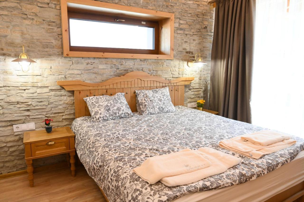 Villa Raphael Near The Pirin Golf Resort Бансько Екстер'єр фото